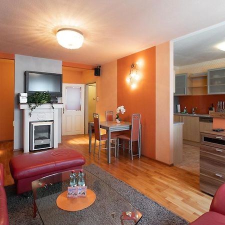 Zentrales Apartment In U-Bahn Nahe & Hauptbahnhof Відень Екстер'єр фото